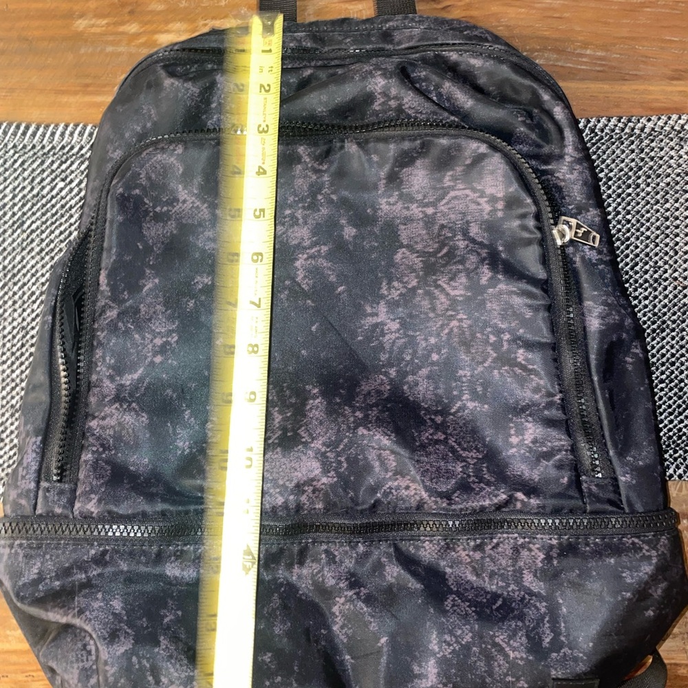 JoyLab Black Patterned Minimalist Backpack - Picture 2 of 5
